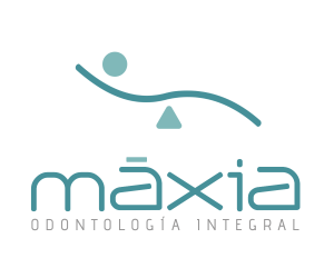 Maxia Logo Vertical